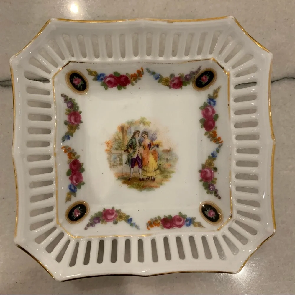 Vintage Trinket Dish - Picture 1 of 7